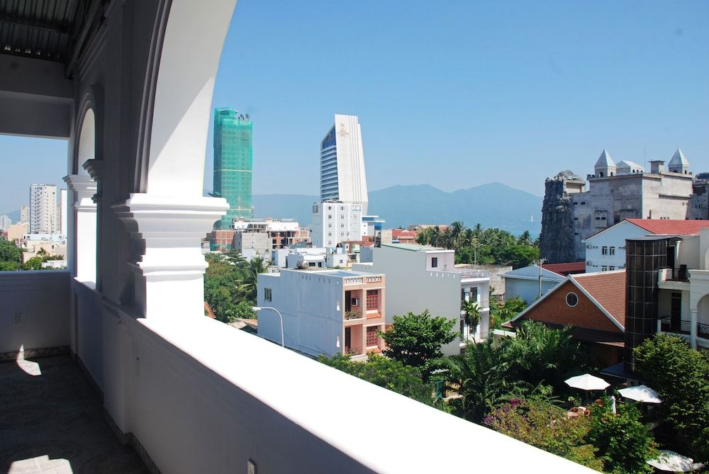 Bac Nam Hotel Panoramic Suite 4