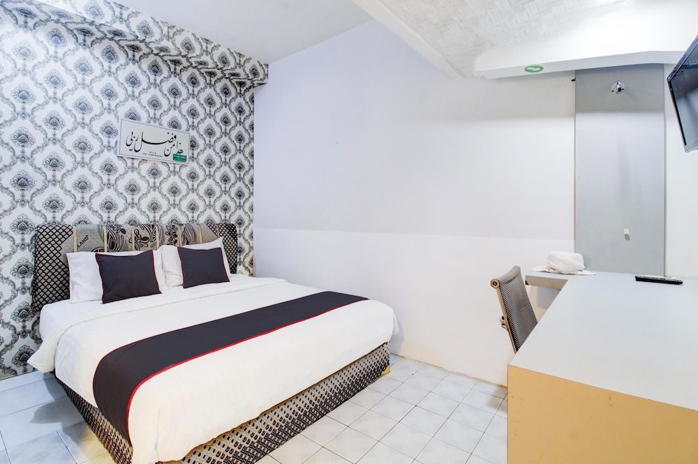 Hotel O Jalan Jenderal Sudirman Near Imam Bonjol Square Formerly Nelvi Guest House Deluxe Suite, 1 Double Bed, Non Smoking