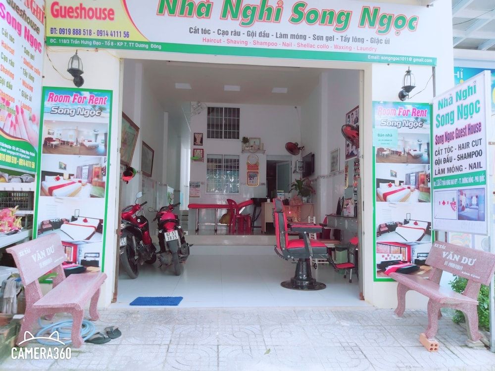 undefined Song Ngoc 4