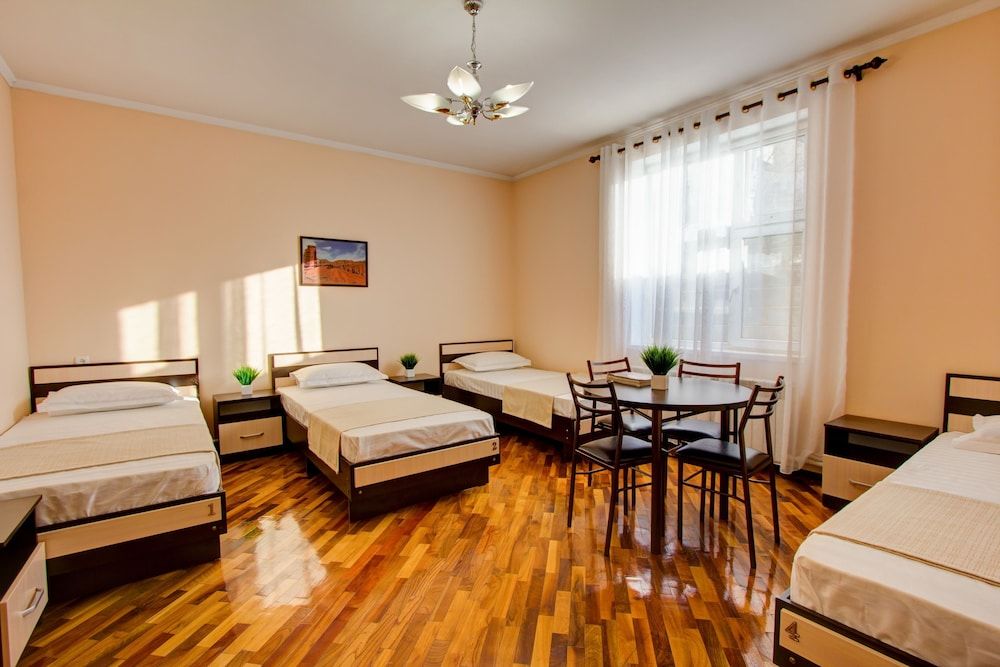 Bed in 4-Beds Mixed Dormitory Room