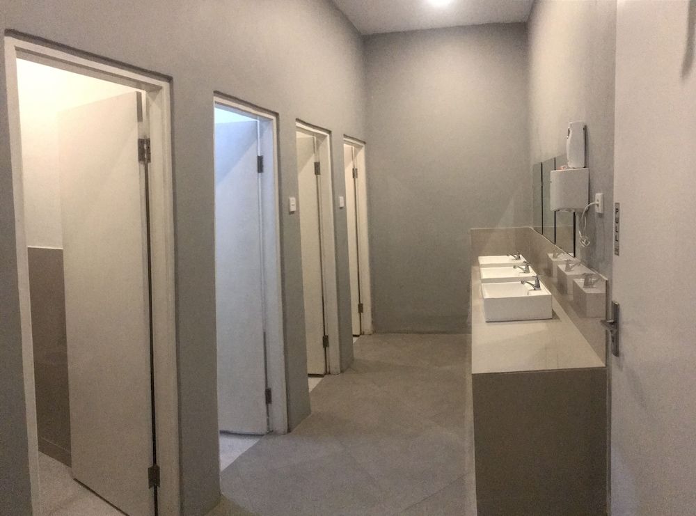 undefined The Packer Box - Hostel 6