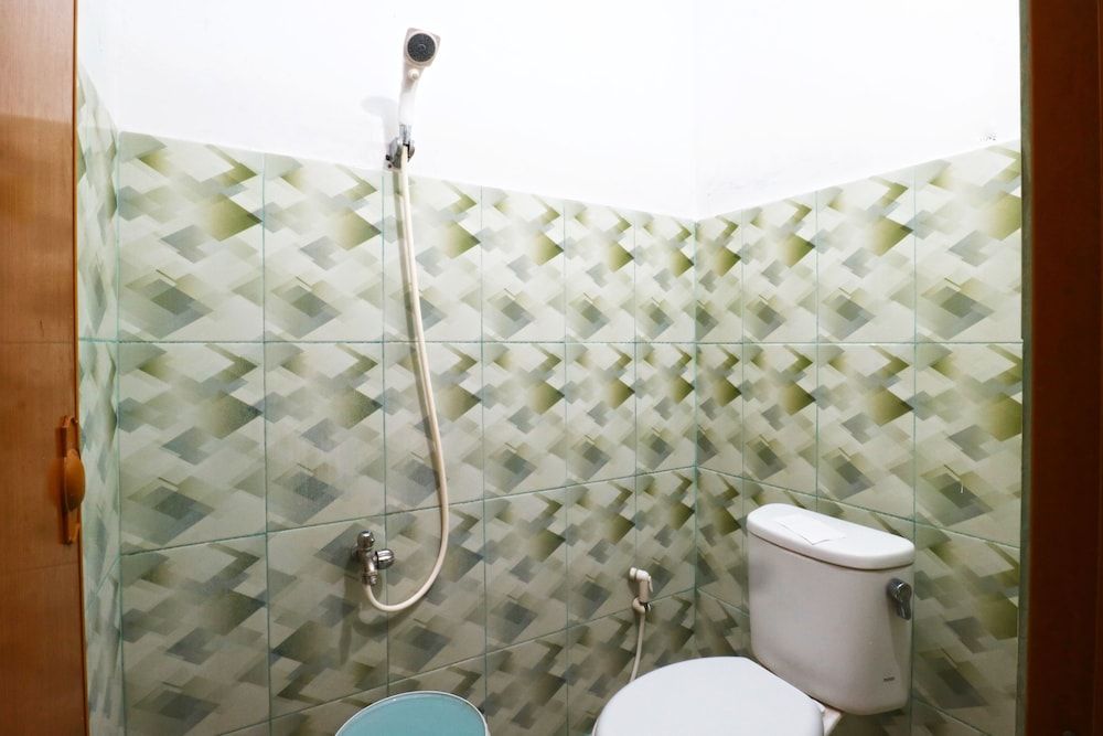 Kabin Kapsul Kayu Jati V Jakarta - Male Only - Hostel Cabin, 1 Twin Bed 3