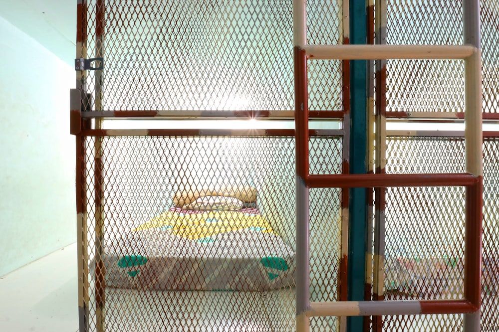 undefined Kabin Kapsul Kayu Jati V Jakarta - Male Only - Hostel 5