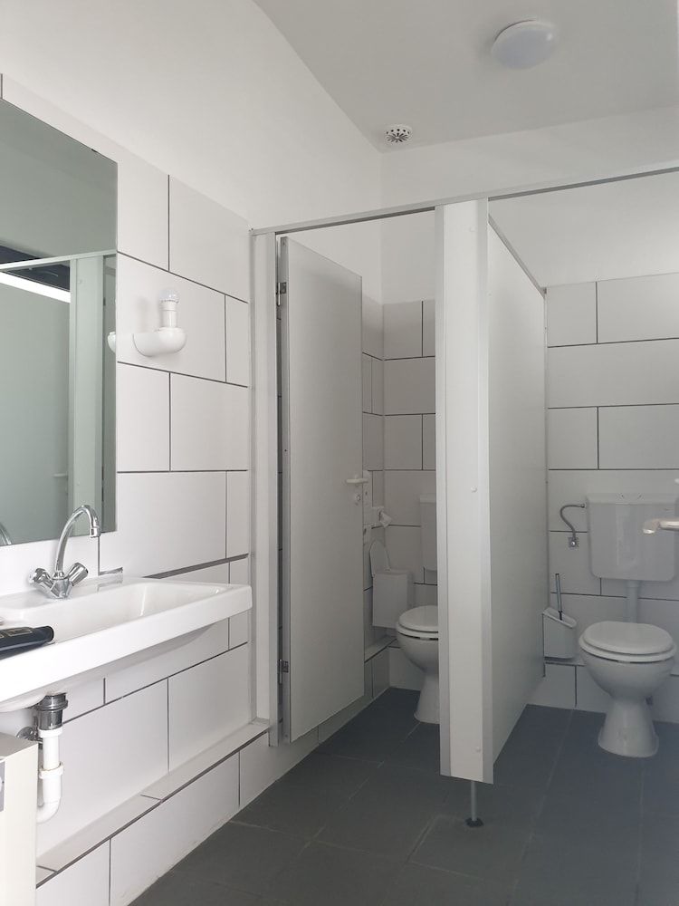 Hammerbrook Hostel Hamburg Basic-Double Room with shared bathroom 6