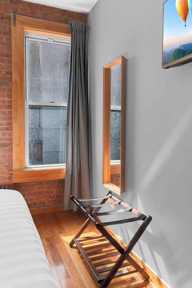 Morris Guest House Exclusive Double Room, 1 Queen Bed, Shared Bathroom 17