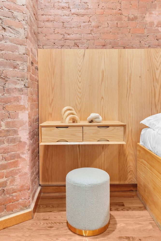 Morris Guest House Deluxe Double Room, 1 Double Bed, Shared Bathroom 5