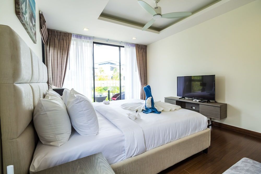 Laguna Park Villas Design Villa, Private Pool, Garden View 10