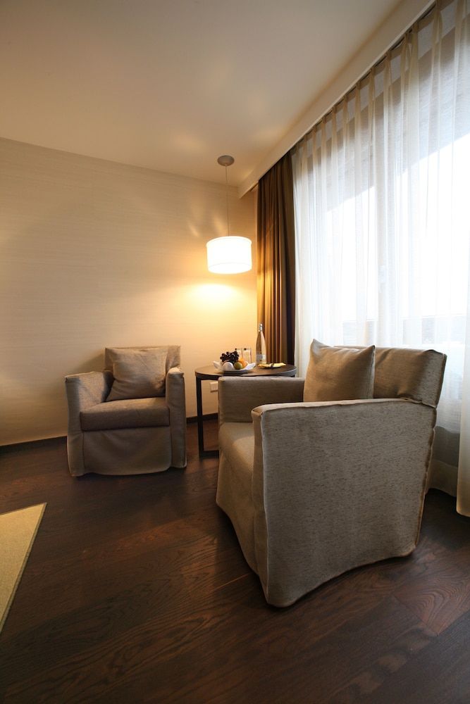 Bernerhof Swiss Quality Hotel Gstaad Double Room (Style) 2