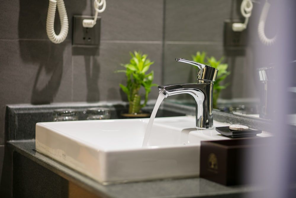 Hanoi Fiesta Hotel & Spa Deluxe Double Room, Courtyard View 6