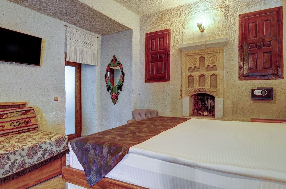 undefined Avilla Cave Hotel 3