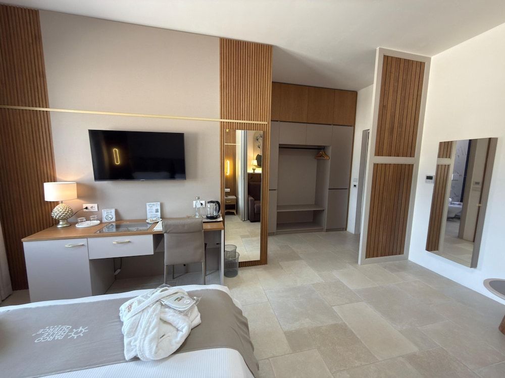 PARCO DELLE QUERCE Junior Suite 4