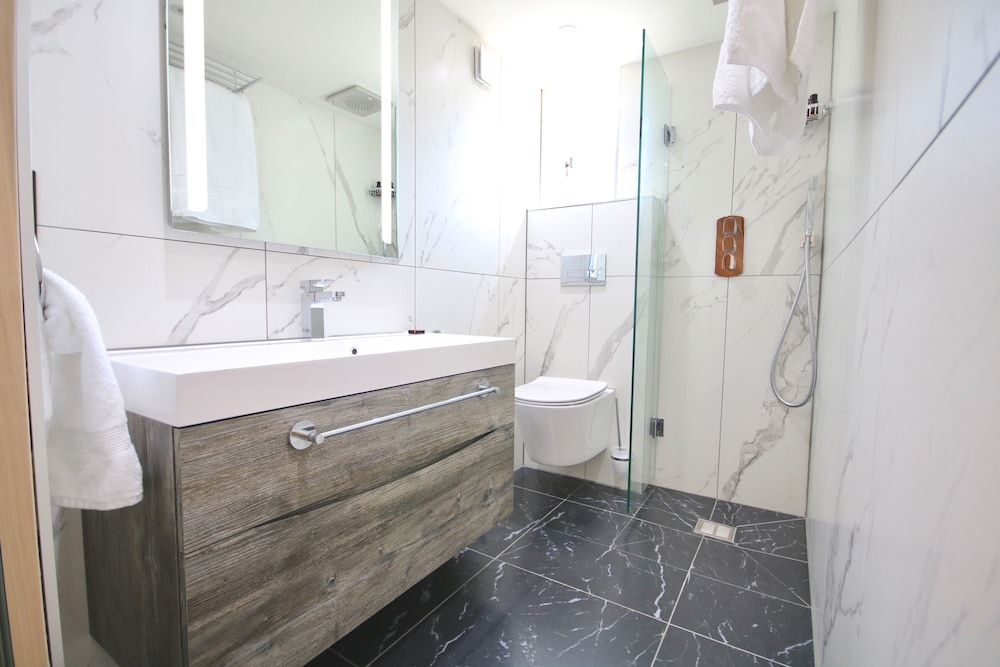 Becketts Southsea Luxury Double Room, 1 King Bed, Non Smoking 4