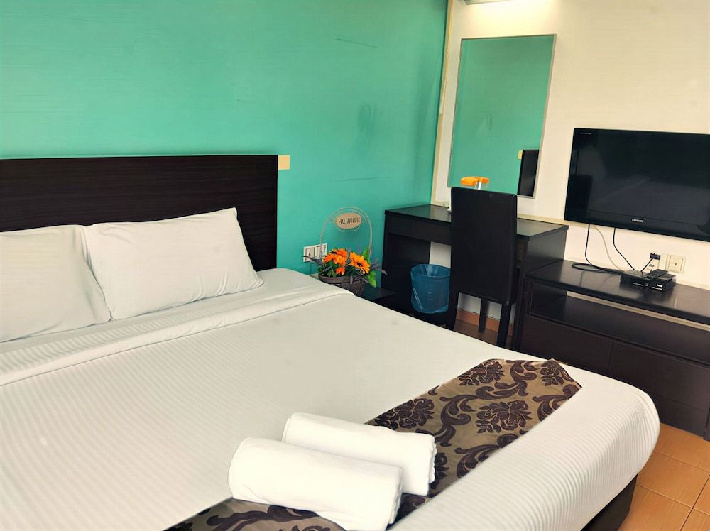 Hotel Sayang Suite Room