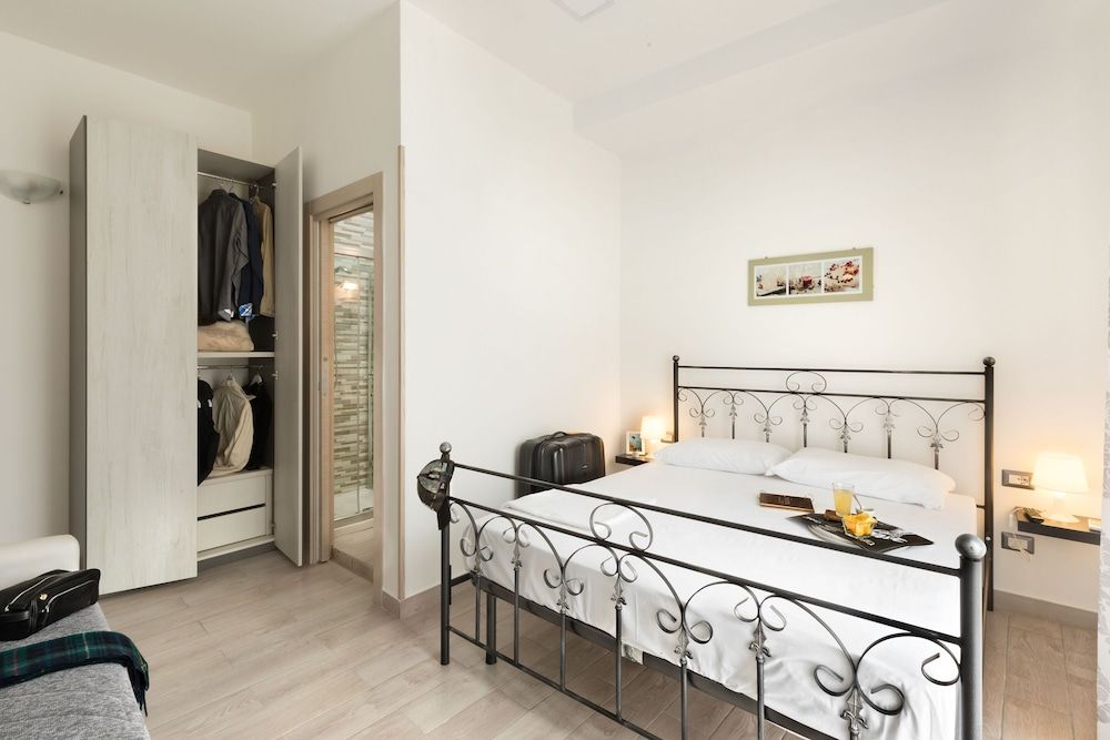 Opera Home Principe Umberto Superior Triple Room 2