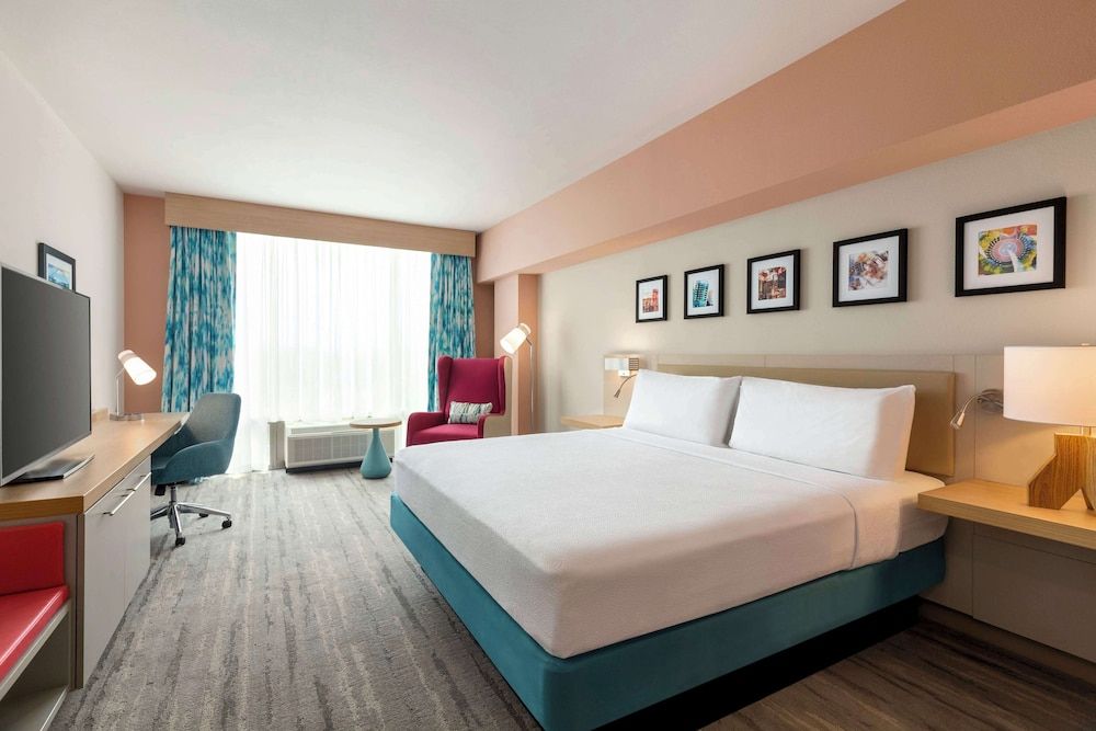 Room, 1 King Bed, Accessible (Hearing)