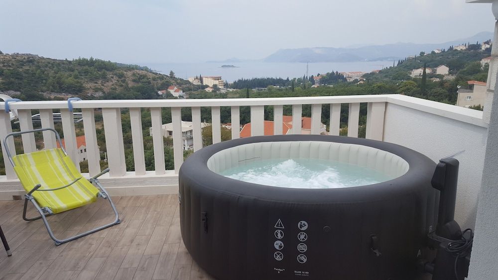 Penthouse, 3 Bedrooms, Hot Tub