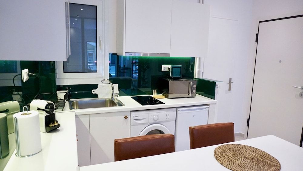 Industrial Style Studio in Athens Apartment 14