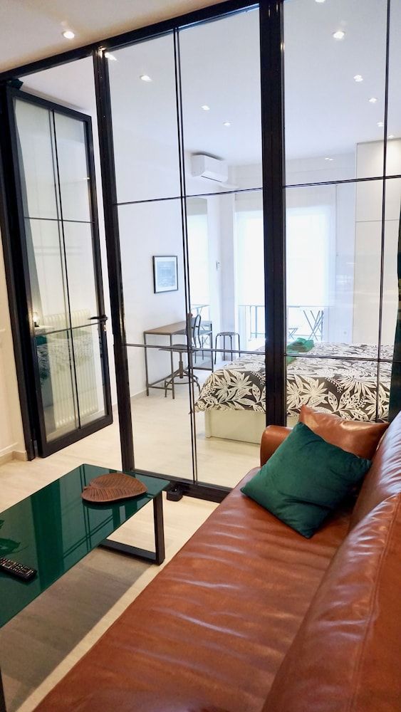 Industrial Style Studio in Athens Apartment 20