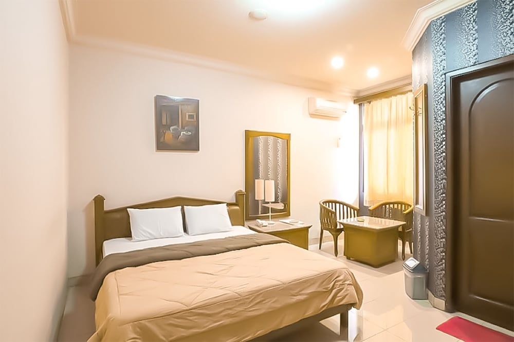 Hotel 678 Kemang Standard Room 4