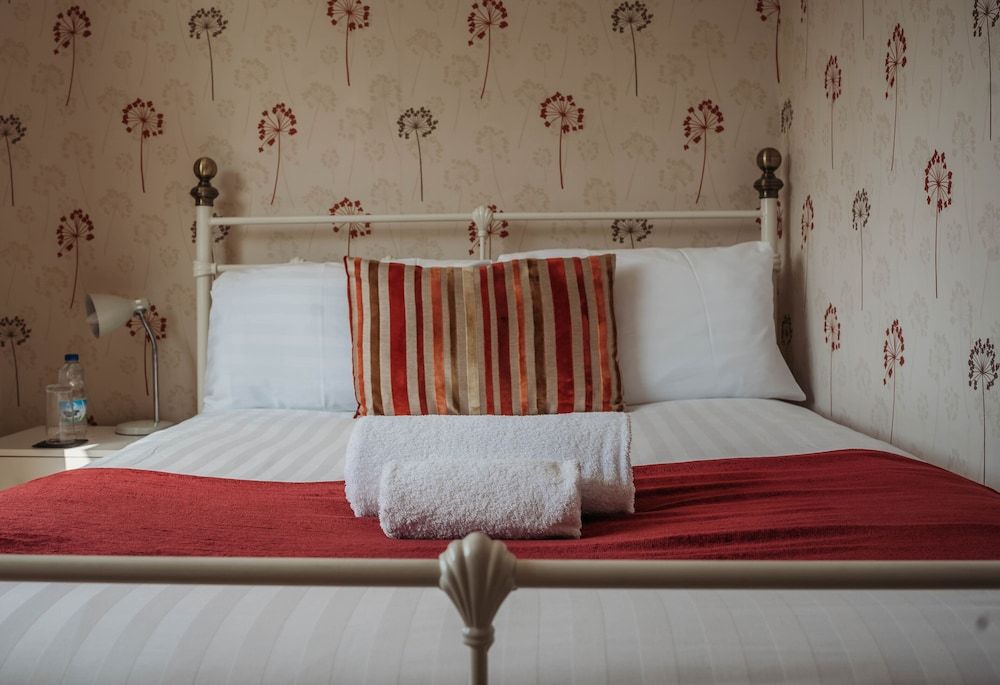 Three Wells Single Room 2