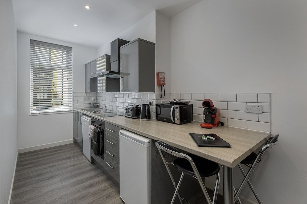 Blackpool Abode - 20 Bairstow Street Apartment, Private Bathroom (Bairstow Room 1/2) 13