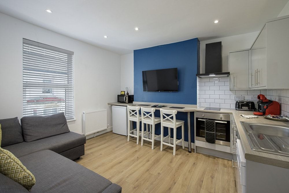 Blackpool Abode - 20 Bairstow Street Apartment, Private Bathroom (Bairstow Room 4/6) 31