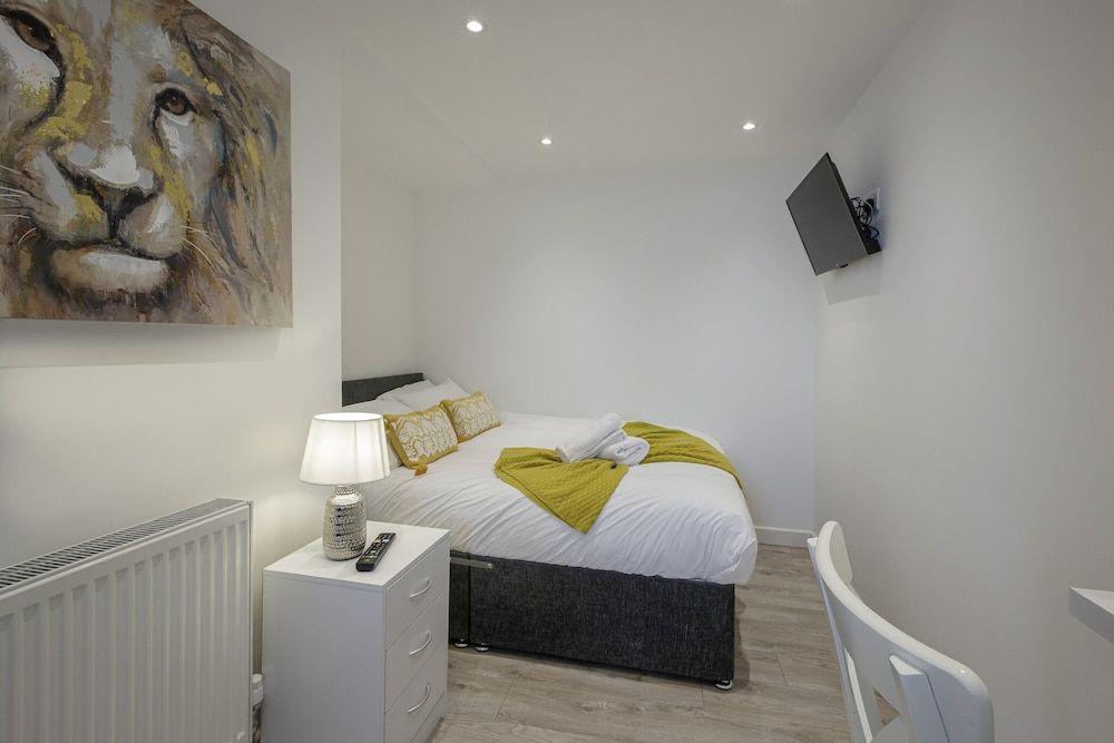 Blackpool Abode - 20 Bairstow Street Apartment, Private Bathroom (Bairstow Room 1/2) 7