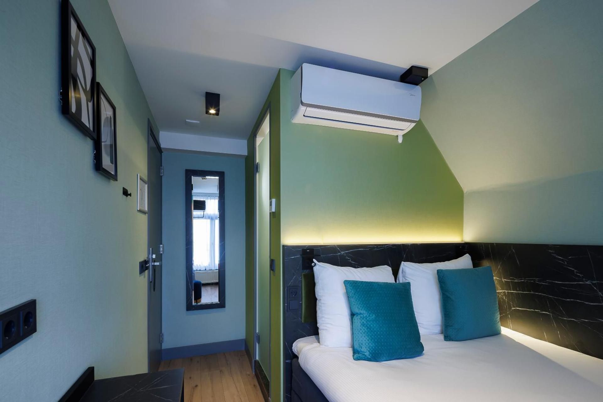 undefined Ciao Papa Hotel Amsterdam Central Station 7