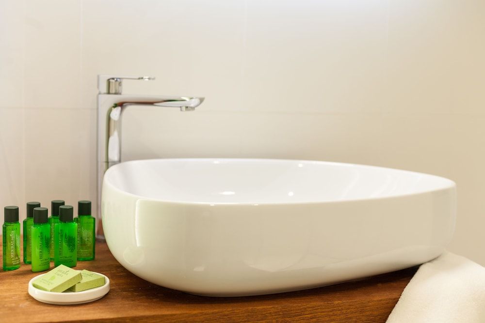 Hugo Hotel Family Room 6