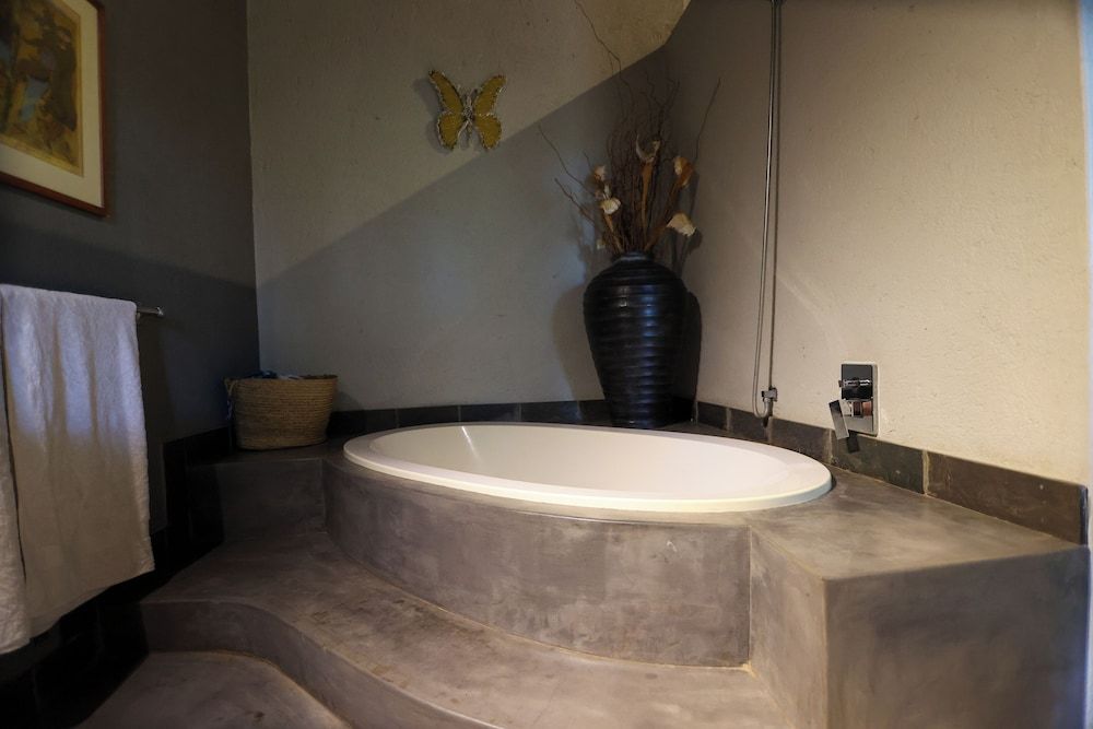 Call of the Wild Lodge Superior Room, Garden View 8