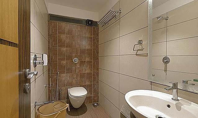 FabHotel Prime Ariana Residency Premium Room 4