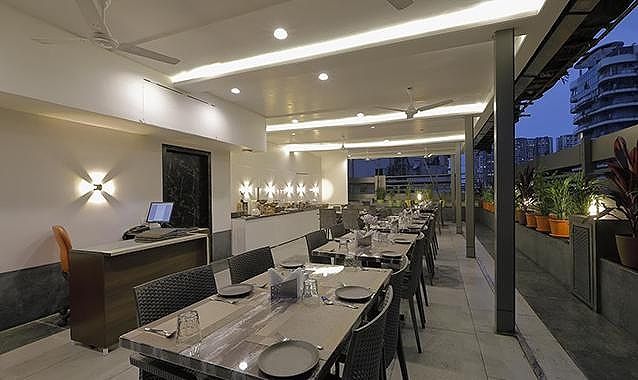 Food & Dining