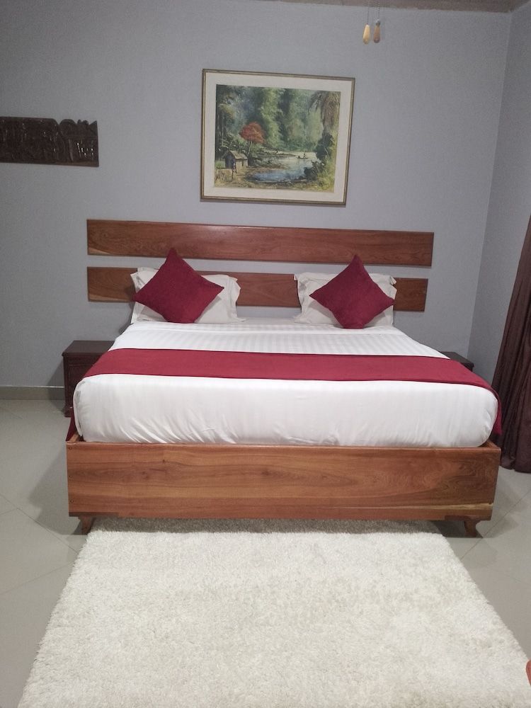 Sherbourne Lodge Standard Double Room 5