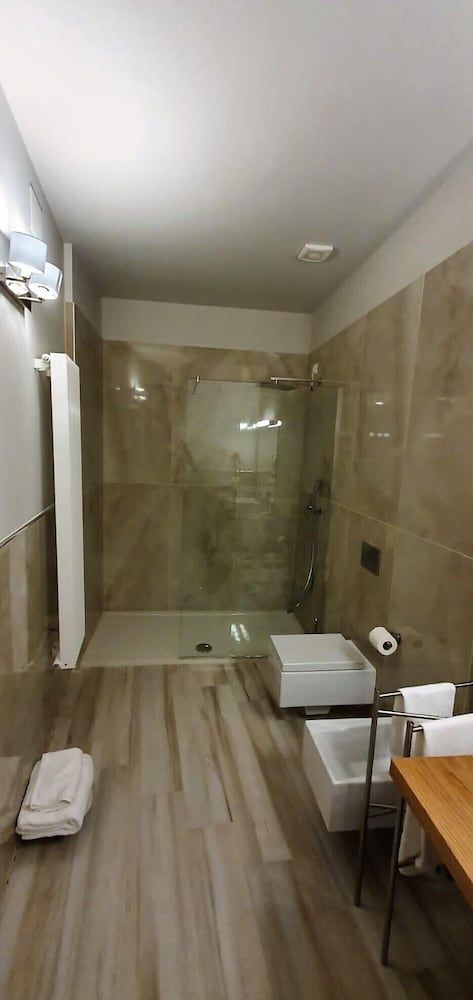 Le Suite Bed & Breakfast - Holiday Home Luxury Suite 4