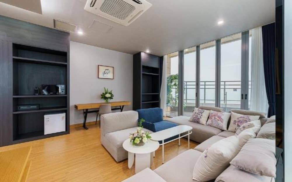 undefined Kwangsu Hotel 3