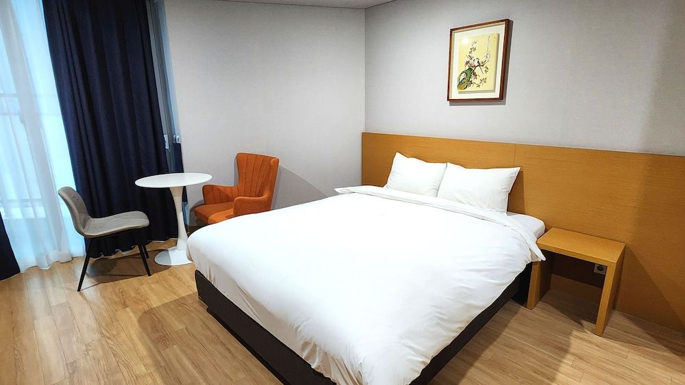 undefined Kwangsu Hotel 2