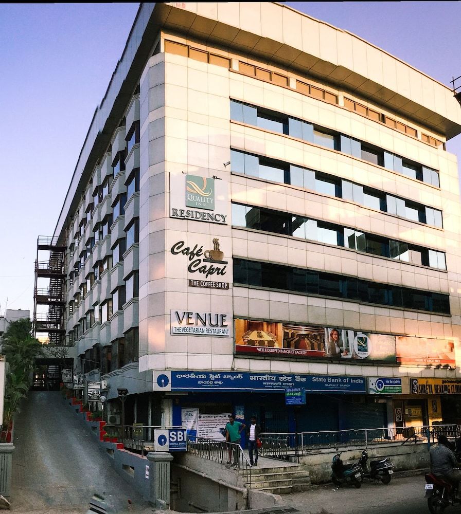 undefined Quality Inn Residency 9