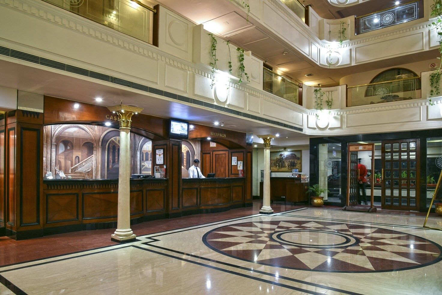 undefined Quality Inn Residency 8