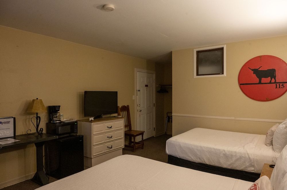 Lone Star Lodge and Marina Room, 2 Double Beds, Accessible, Non Smoking 2