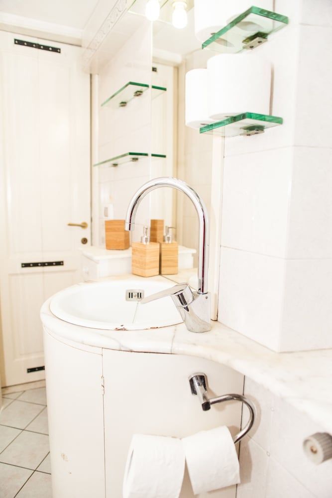 Wine Apartments Florence Trebbiano Romantic Apartment, 1 Bedroom 13