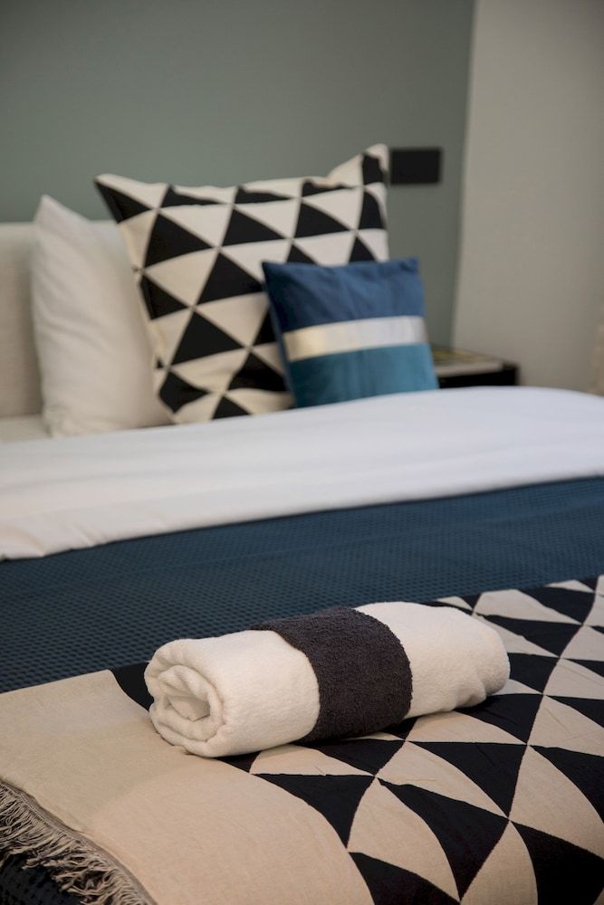 undefined Design and modern studio near national theater 4