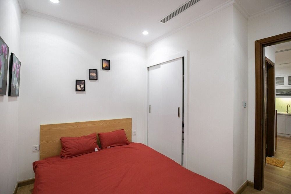 undefined Bom Homestay Vinhomes Times City 7