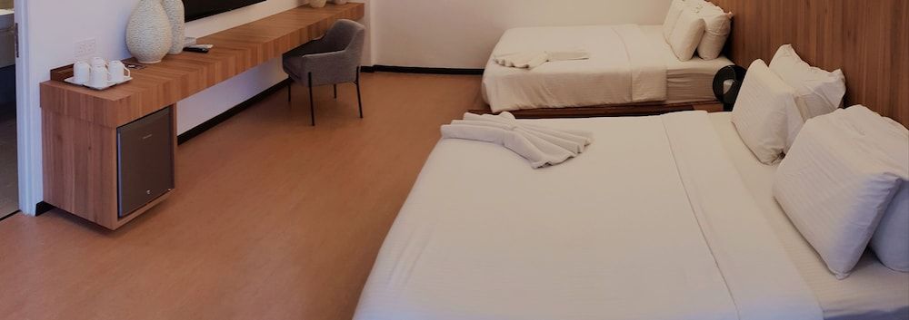 undefined Lot 33 Boutique Hotel 8
