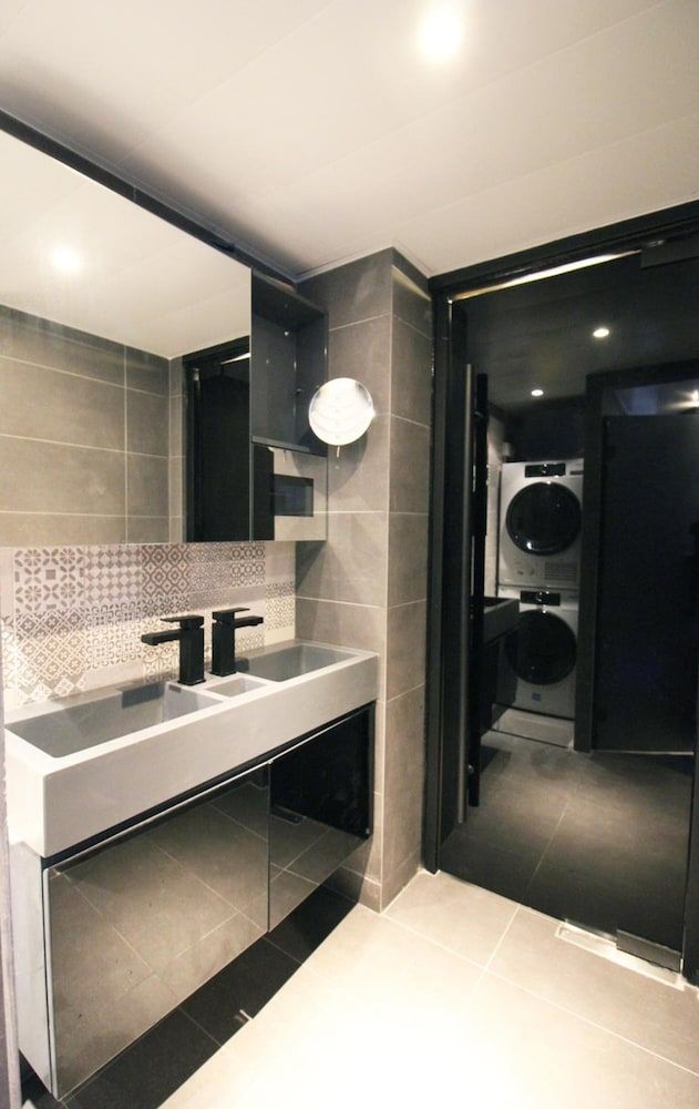 The Nap Tsim Sha Tsui First Class Sleeping Pod, Mixed 4