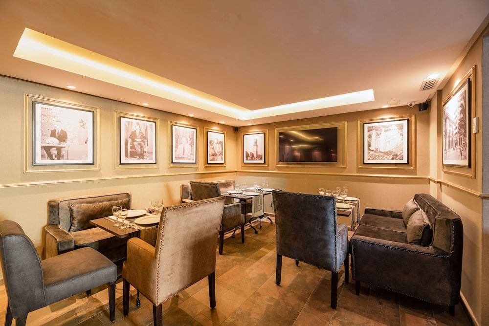 undefined Avenue Suites & Appart hôtel Deluxe 6