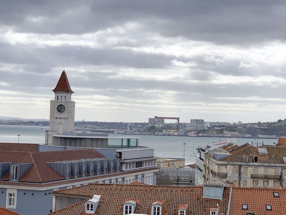 LV Premier Bica- BI Apartment, 2 Bedrooms, Terrace, City View 19