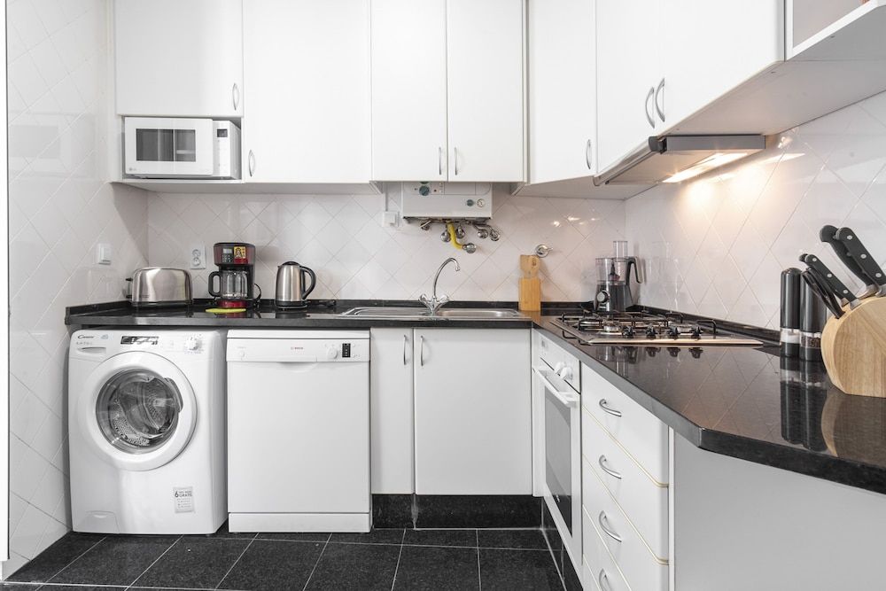 LV Premier Bica- BI Apartment, 2 Bedrooms, Terrace, City View 7