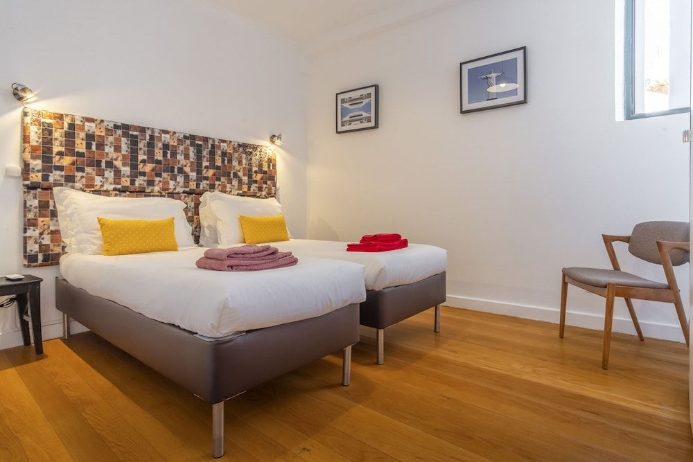 undefined LV Premier Bica- BI 10