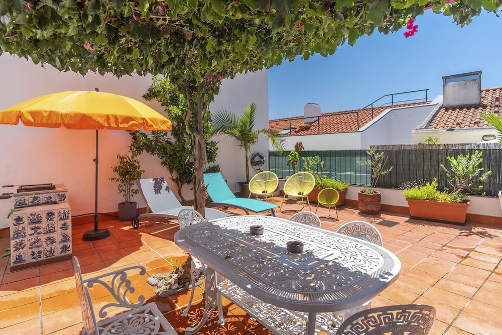 LV Premier Bica- BI Apartment, 2 Bedrooms, Terrace, City View 18