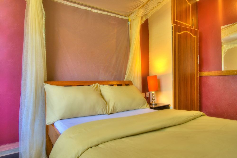 Red Buffalo House Hotel Standard Double Room 4